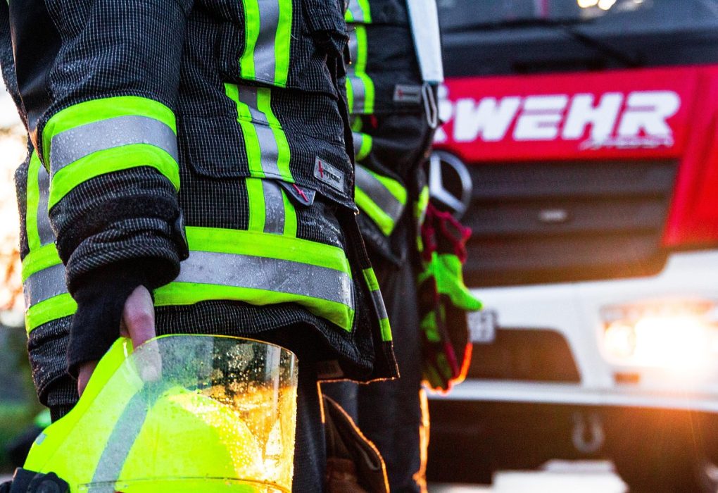 Evakuasi Longsor di Area Industri